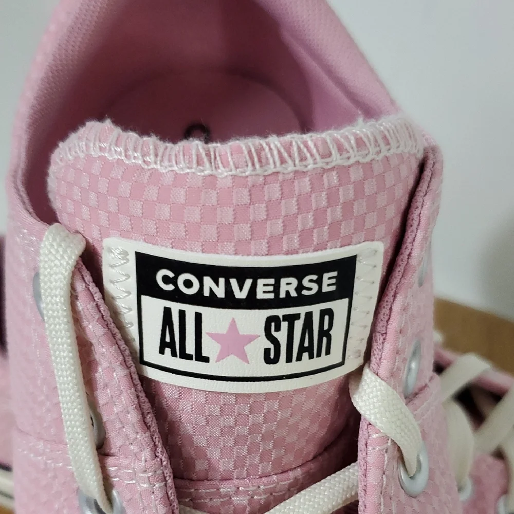 Converse CTAS Madison OX Low Top Sneakers Pink Women's 11 NIB - Picture 3 of 11